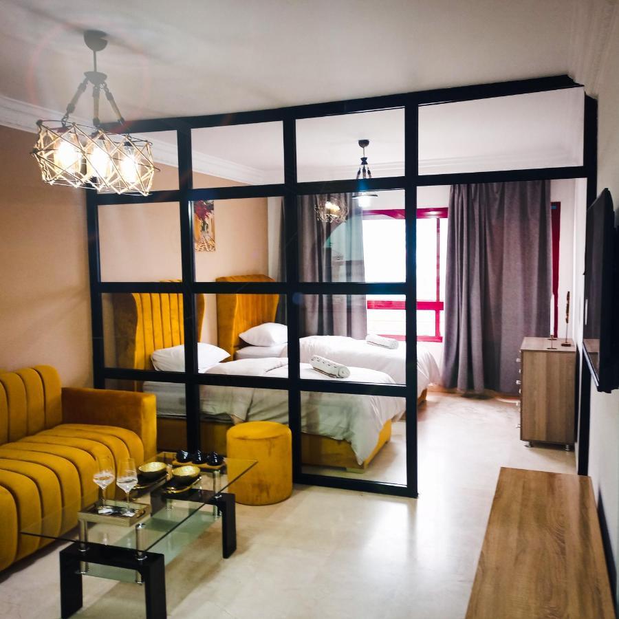 Nouveau Appartement Au Plein Centre-Ville En Face Hilton Tanger Kültér fotó